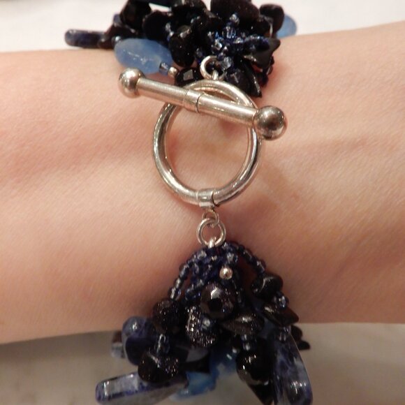 Multi-Strand Blue Agate and Silver Bracelet - Picture 7 of 10
